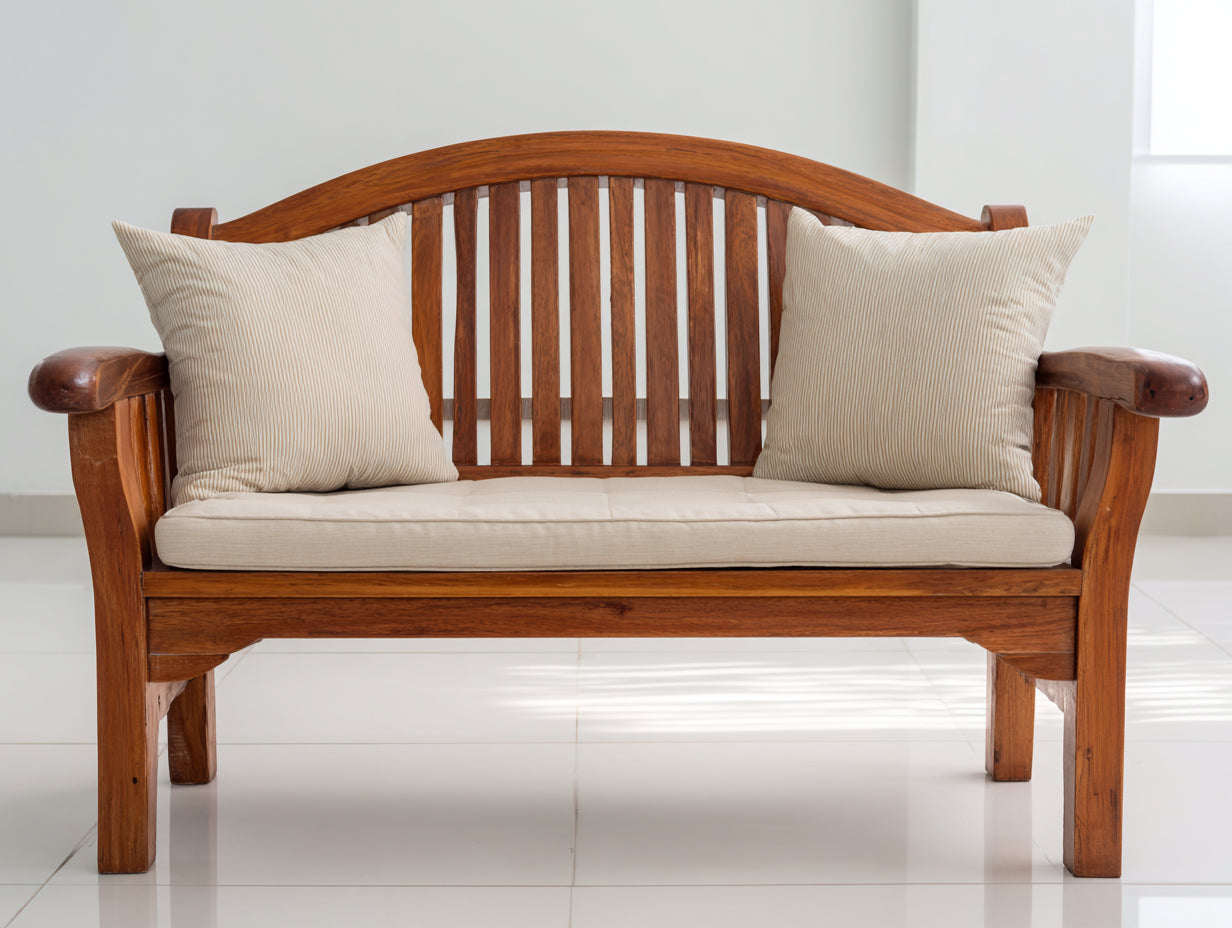 Gartenbank aus Holz 120x60x90 cm - braun - klassisch mit Armlehnen